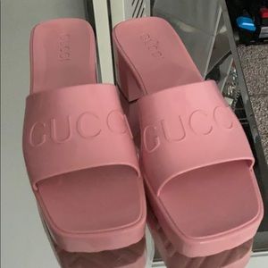 gucci pink shoes rubber